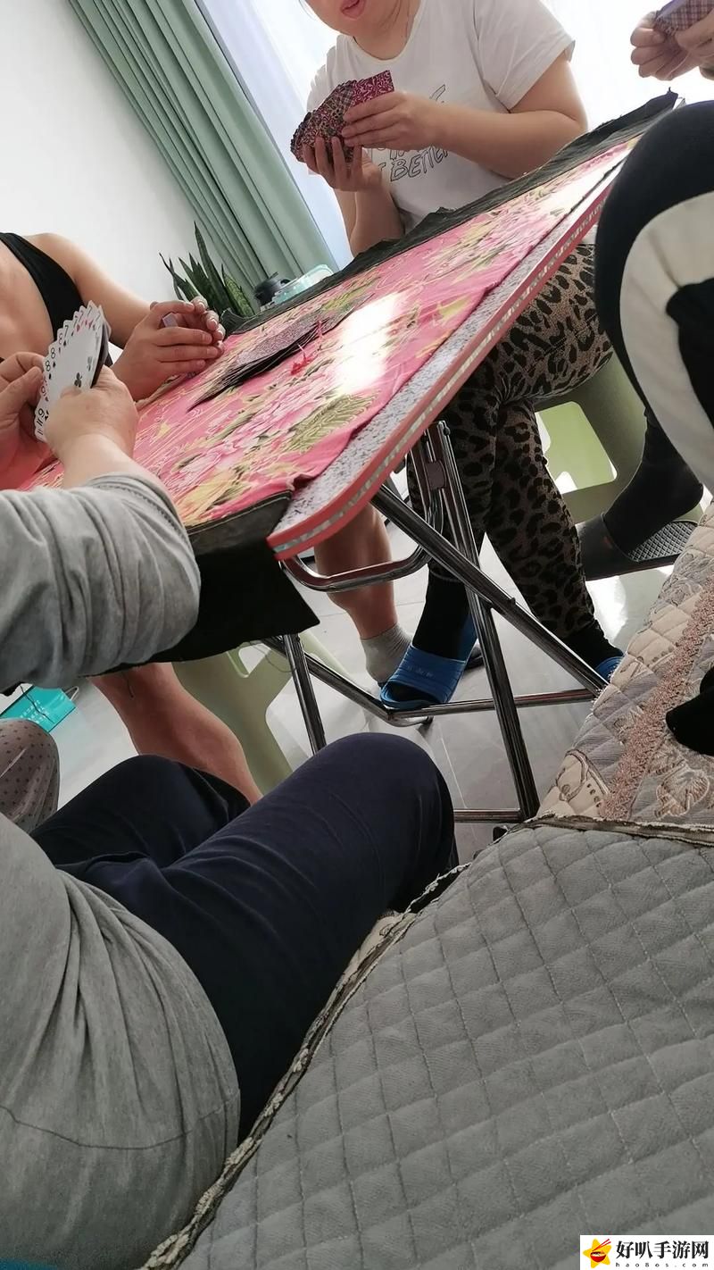 晚上和老师打扑克