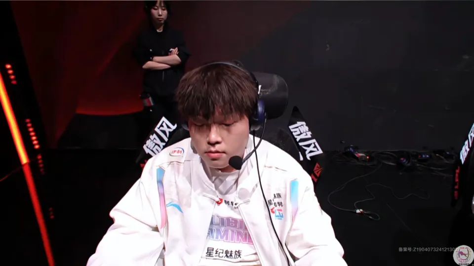 LPL真的要完蛋了？BLG第二赛段首秀居然和WE五五开！__LPL真的要完蛋了？BLG第二赛段首秀居然和WE五五开！